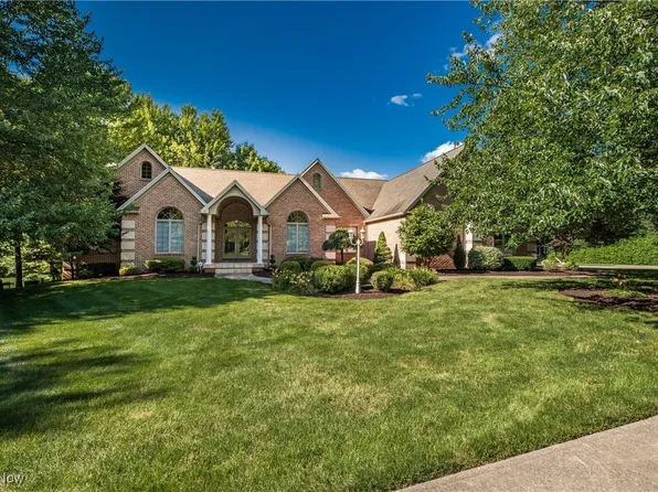 6601 Kennebuck St NW, Canton, OH 44718