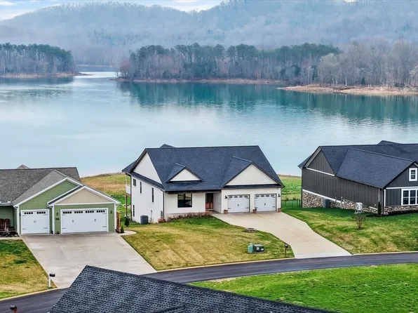 217 Masters Ln, Bean Station, TN 37708