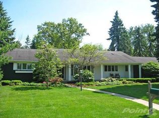 3855 Oakland Dr, Bloomfield Hills, MI