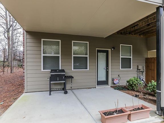 5th image of 4164 Laurel Creek Ct SE