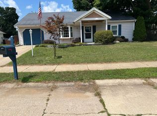 1419 Viking Dr, South Bend, IN 46628