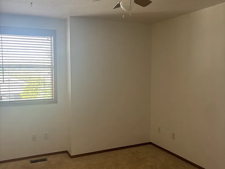 656 Wade Rd — Photo 12