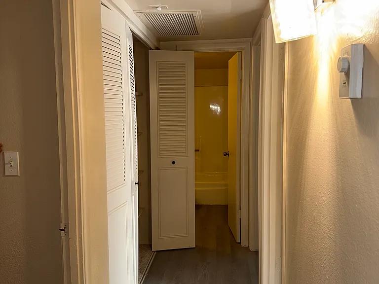 7126 N 19th Ave #218 — Photo 15