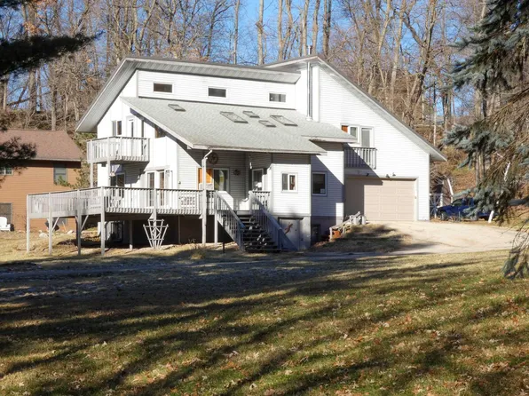 E4634 Eagle Ct, La Valle, WI 53941
