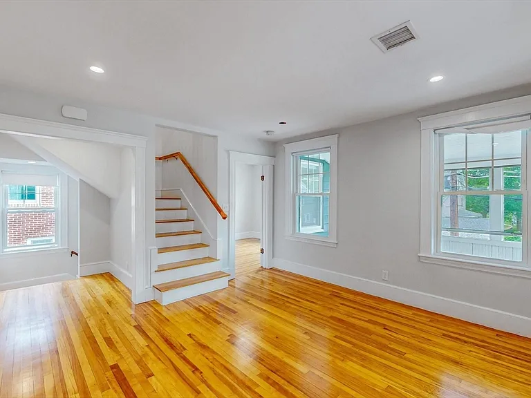20 Harrington St #2 — Photo 9