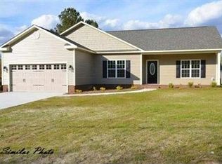 319 Haywood Dr, Richlands, NC 28574