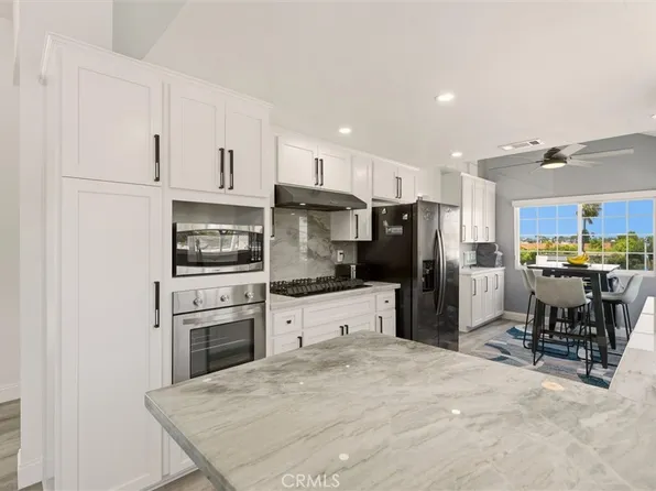 1809 Vanderbilt Ln #C, Redondo Beach, CA 90278
