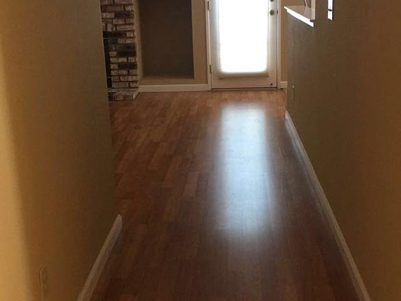 Downstairs Entry Way to the Living Room