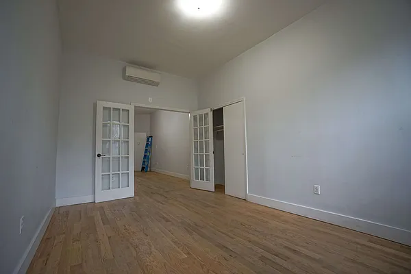 Rented by Miron Realty Group | media 12