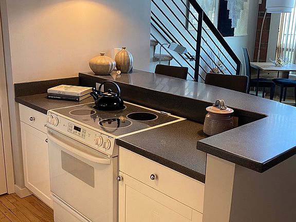 3rd image of 100 Market St Unit 112
