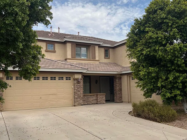 13518 W Verde Ln — Photo 1
