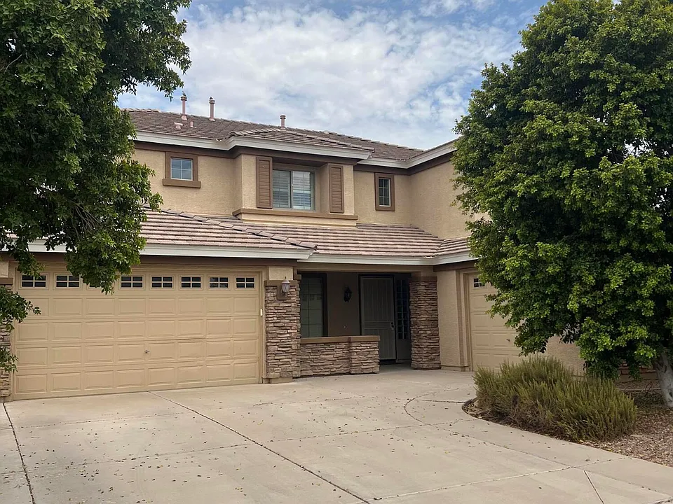 13518 W Verde Ln