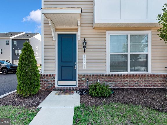 2nd image of 2508 Rucker Ln
