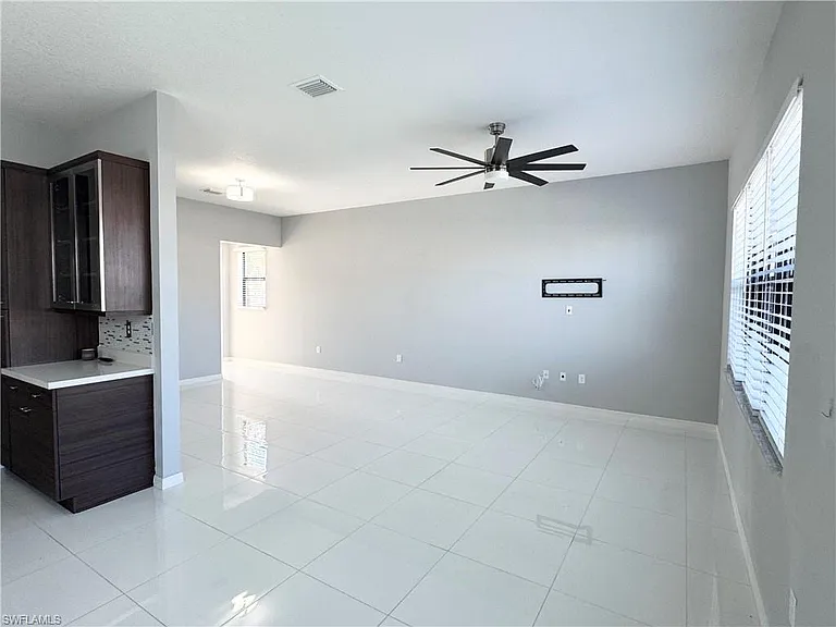 8984 Madrid Cir — Photo 7