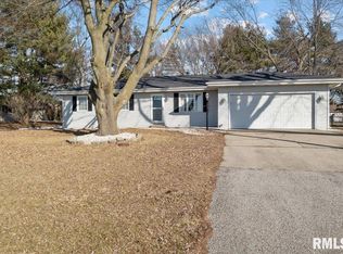 304 Old Tipton School Rd, Sherman, IL 62684