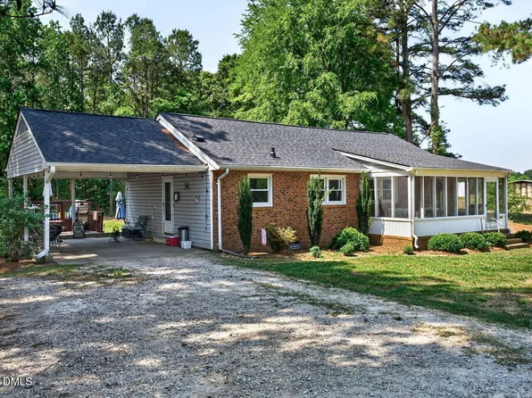 2438 State Highway 27 E, Coats, NC 27521