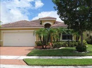 1537 SW 186th Ter, Pembroke Pines, FL 33029