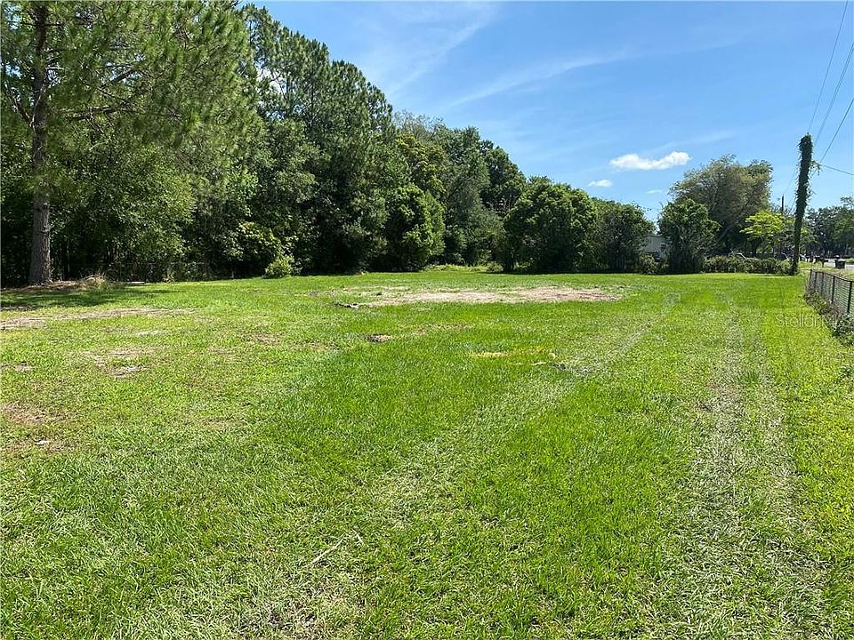 1st image of 3615 Valley Trl