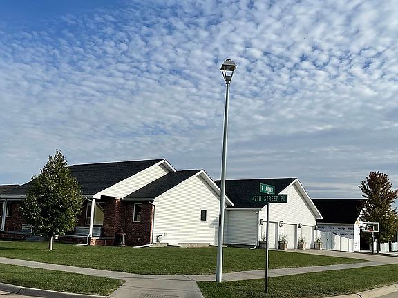 2nd image of 1703 E 47th Street Pl