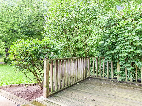 Another view of the deck