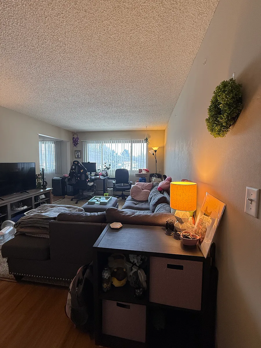 Building Photo - 1296 Pleasant Ave #206
