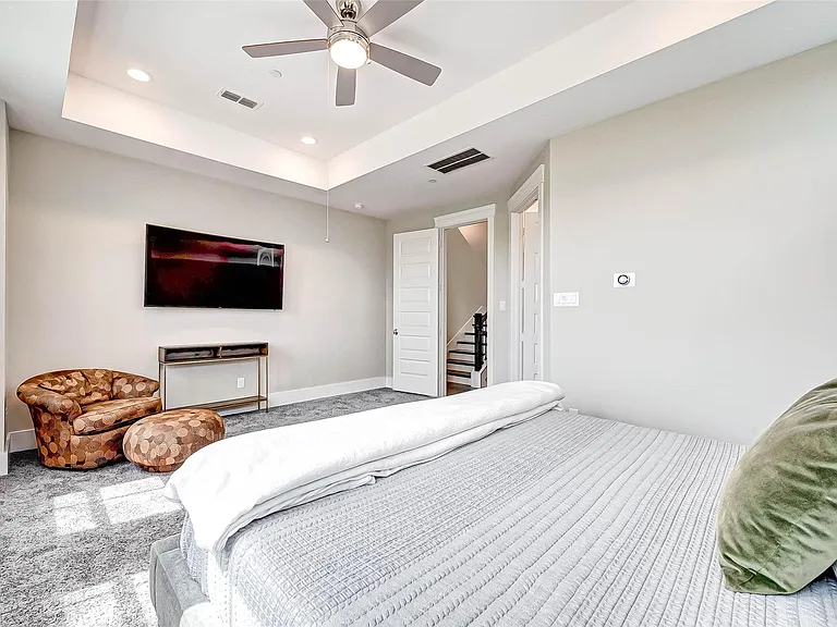 715 Algona Ave — Photo 30