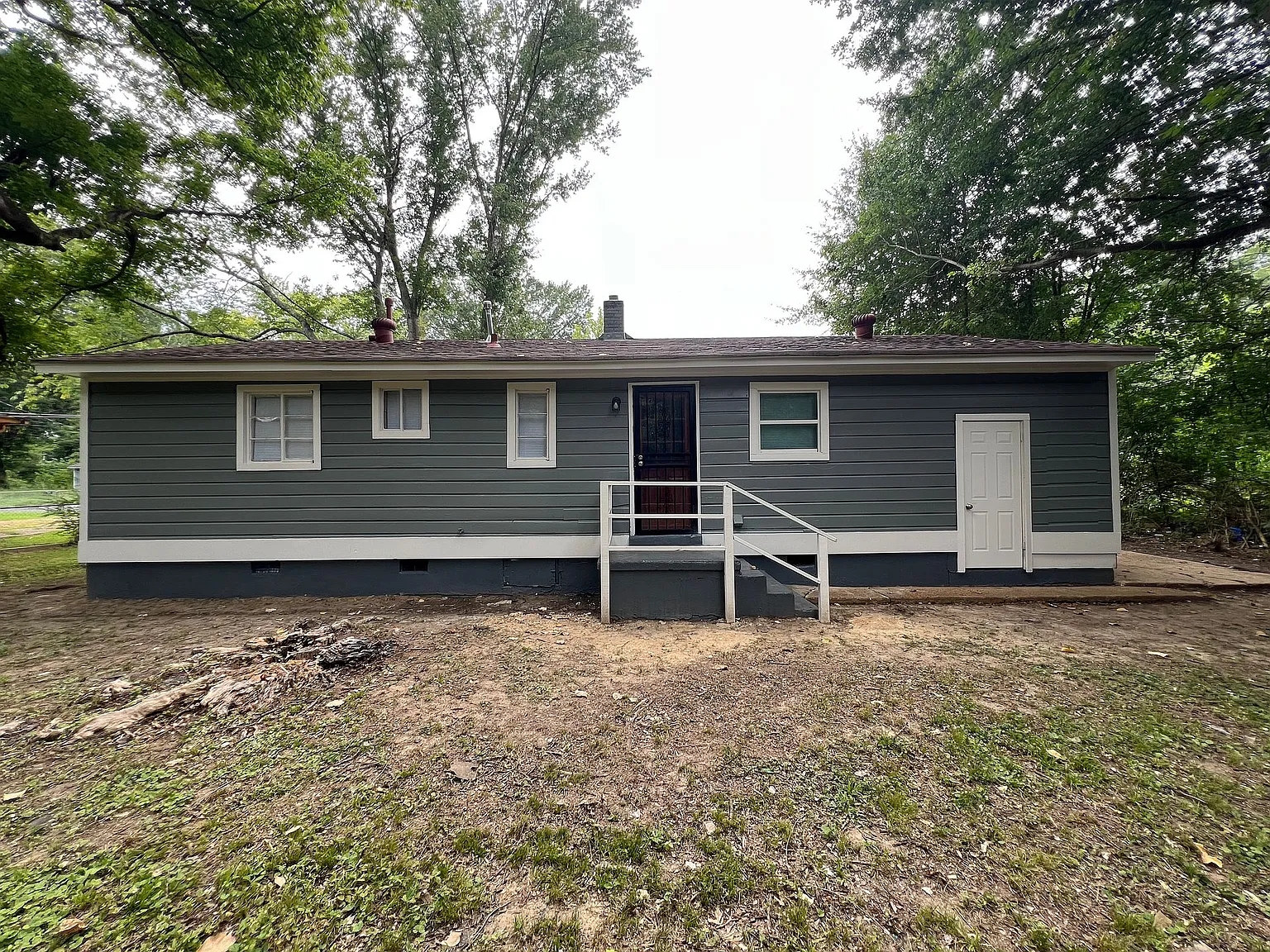 668 Delta Rd — Photo 3