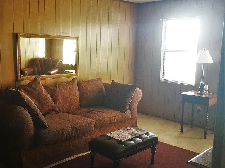 2504 Commerce Rd #D — Photo 2