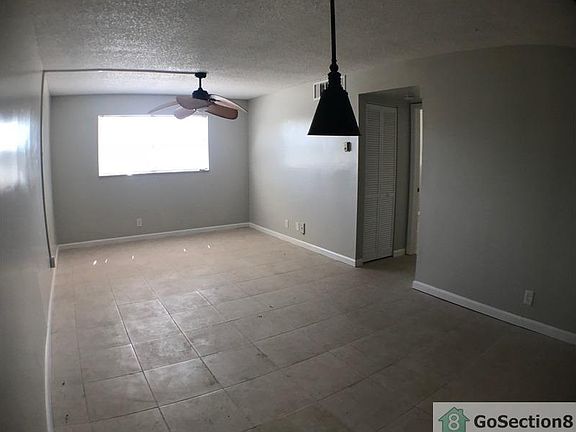 3rd image of 550 SW 2nd Ave APT 229