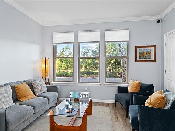 4th image of 1000 Providence Pl APT 125