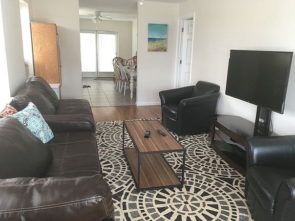 2nd image of 8005 Long Beach Blvd
