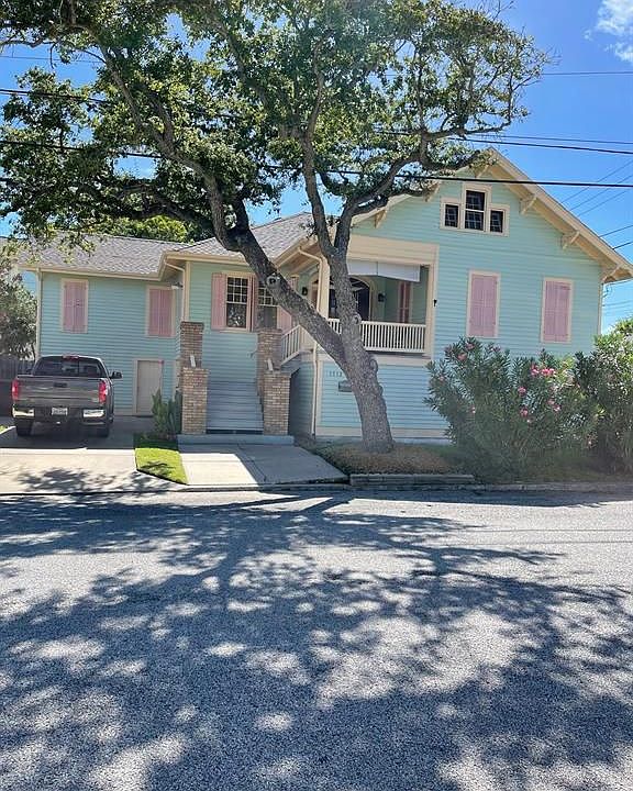 1st image of 1712 24th St