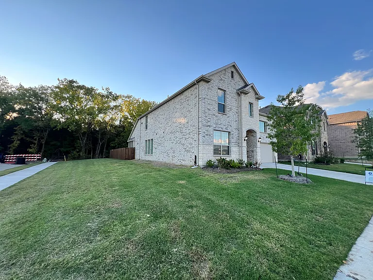 8605 Red Fox Trl — Photo 16