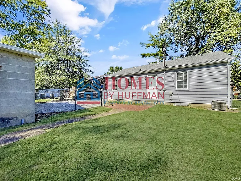 2913 Jackson Ave — Photo 3