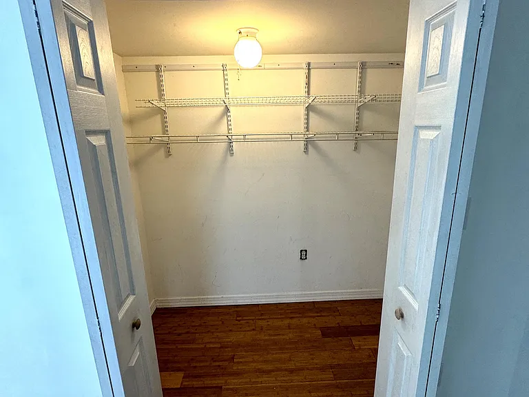 1328 N 6th St #2F — Photo 10