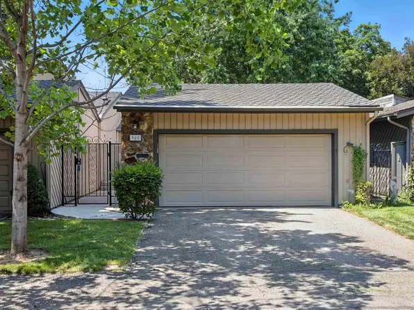 980 N Camelot Dr, Boise, ID 83704