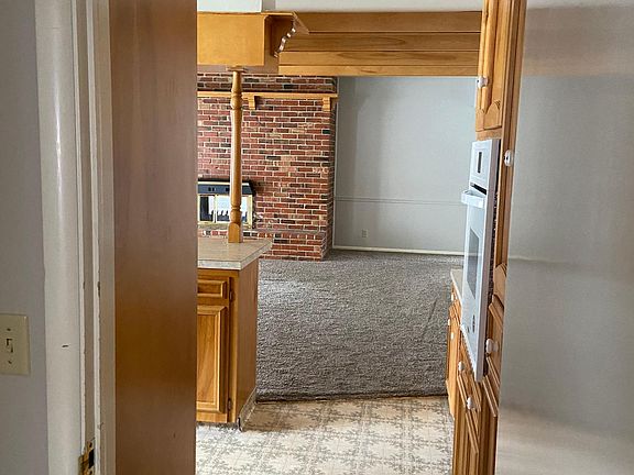 5th image of 1118 Westside Dr