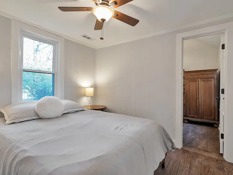 514 Drake Ave — Photo 9