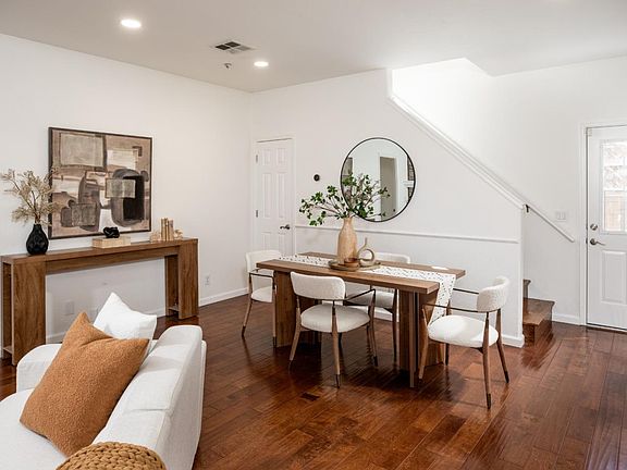 4th image of 1023 Roosevelt Ave