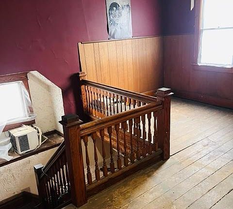 5th image of 250 Eddy St