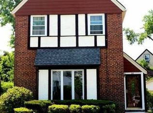 64 Page Rd, Valley Stream, NY 11581