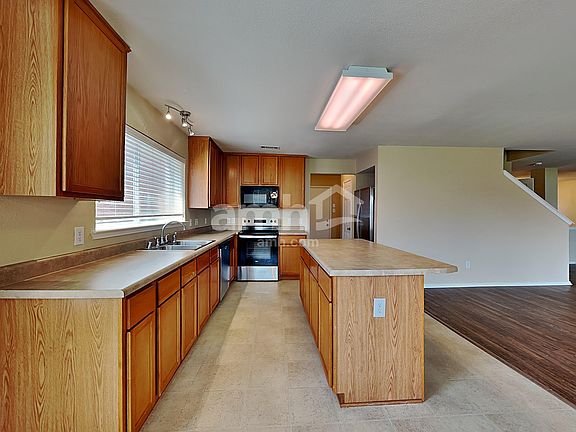 3rd image of 5009 Blackwood Dr