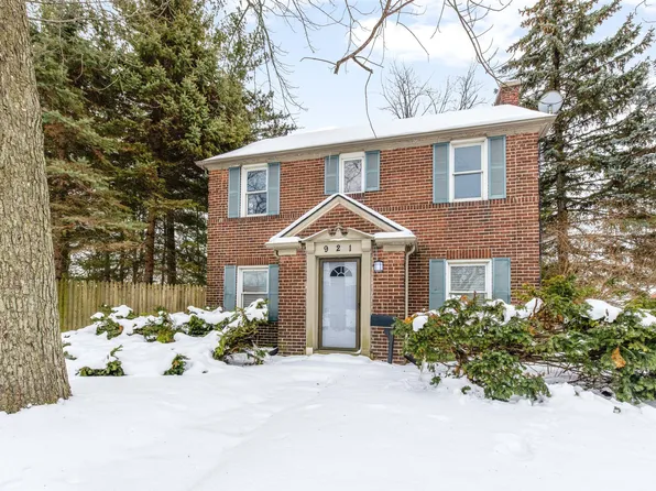 921 Voorheis St, Pontiac, MI 48341