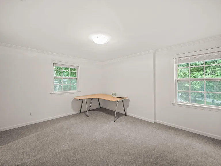 27180 Wellington Rd — Photo 20