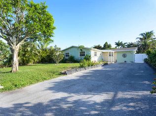 5646 Middlecoff Dr, West Palm Beach, FL 33413