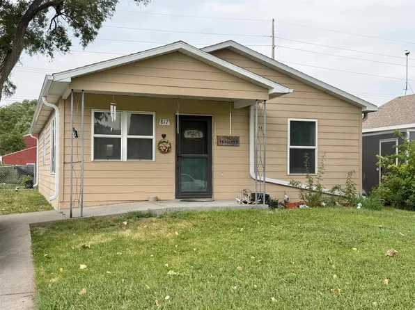 817 E 11th St., North Platte, NE 69101