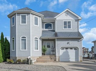13 Cayman Ave, Toms River, NJ 08753