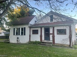 813 E Gorgas St, Louisville, OH