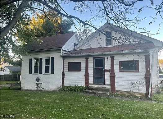 813 E Gorgas St photo 1