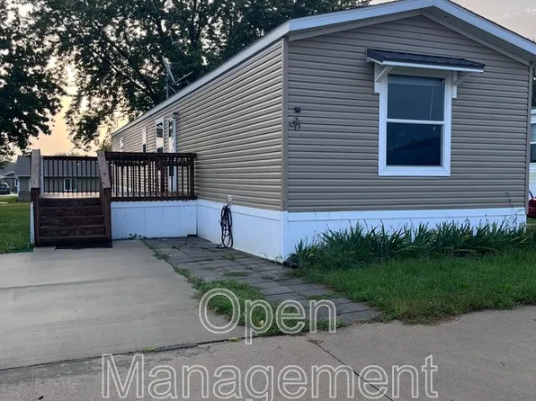 511 E 1st St, Huxley, IA